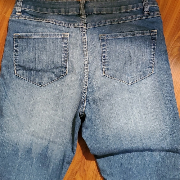 Cache Jeans - Picture 5 of 6